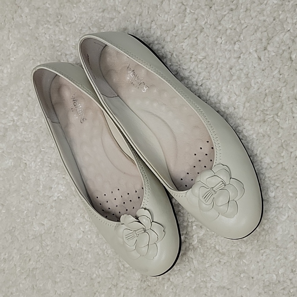 Walking Cradles cream flats with floral detail, women's size 8B